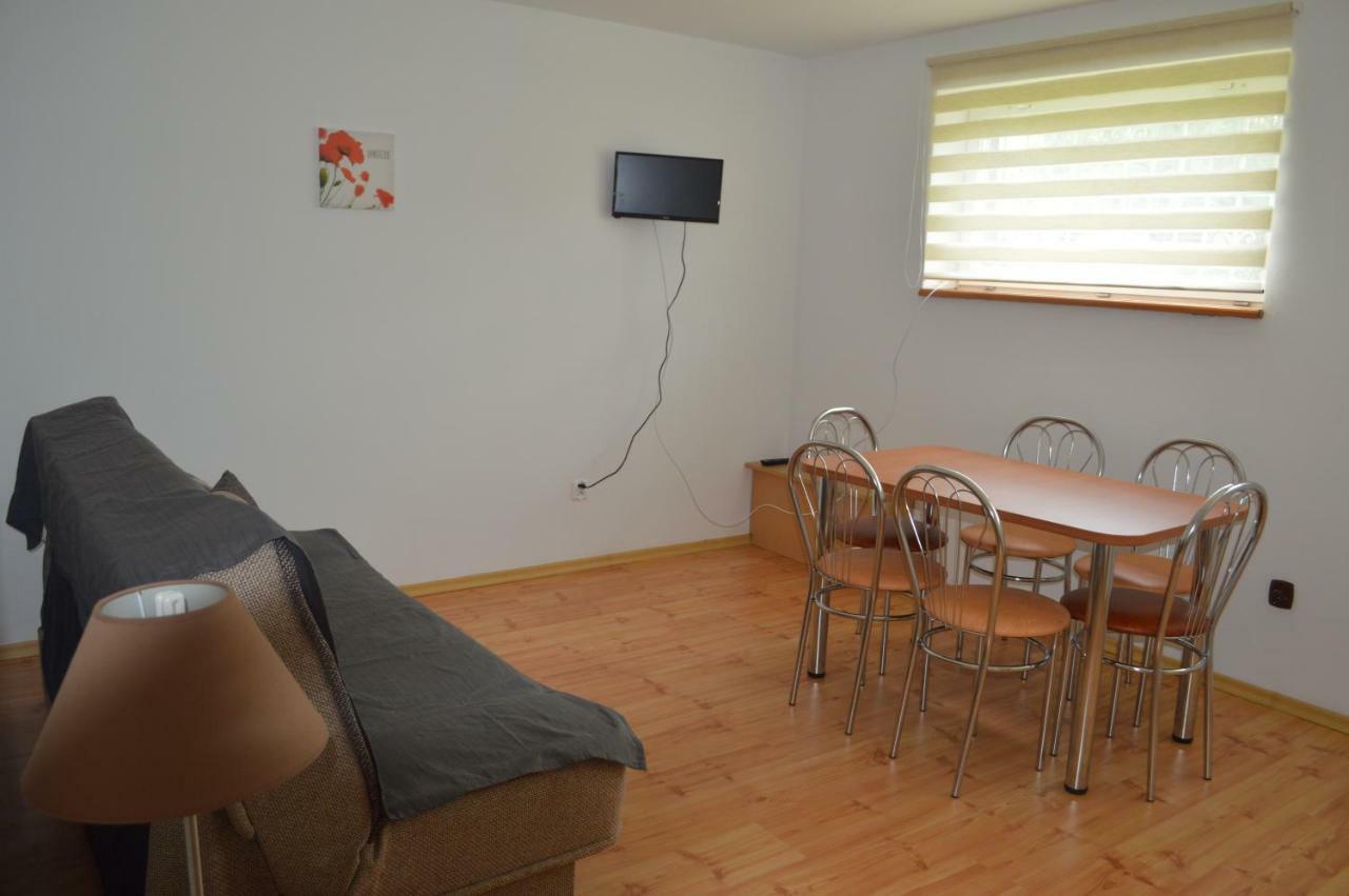 Apartamenty Rownia Устшики-Дольне Экстерьер фото